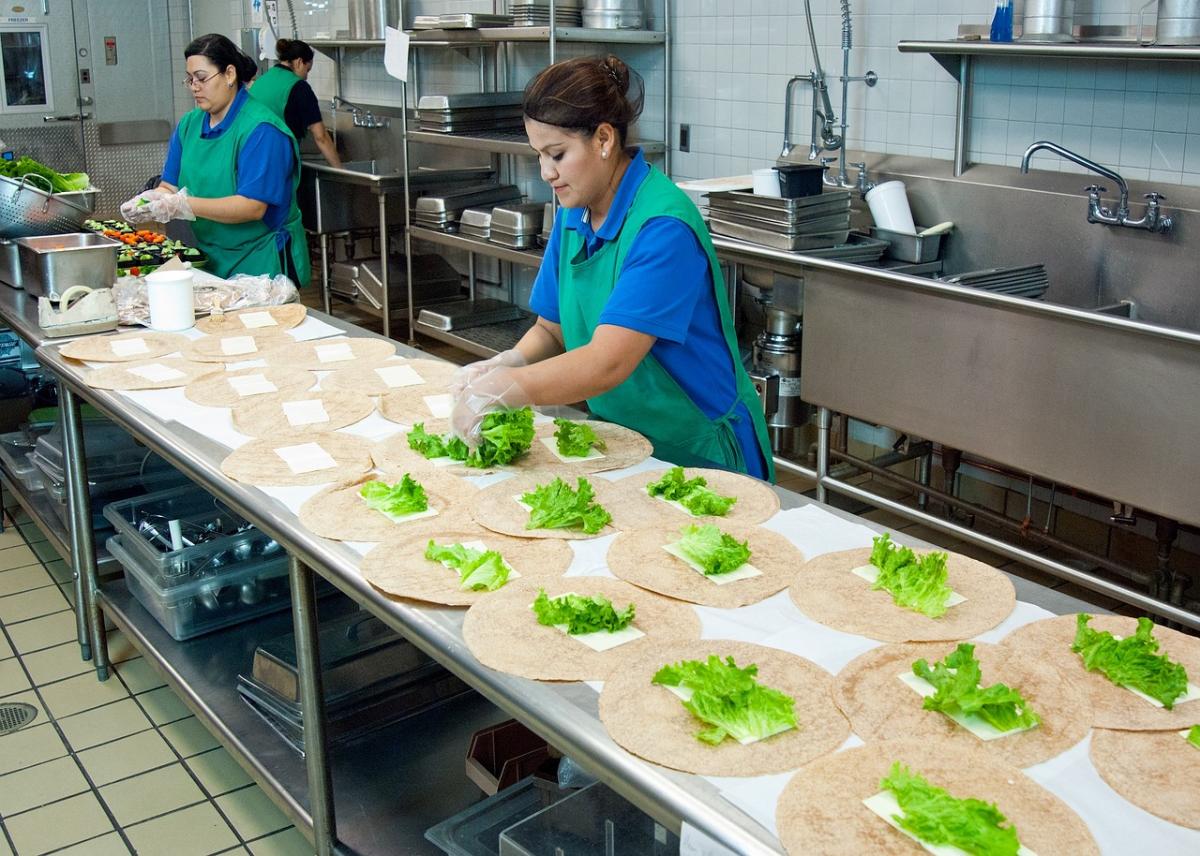 Ms mujeres trabajando que nunca (Pixabay)