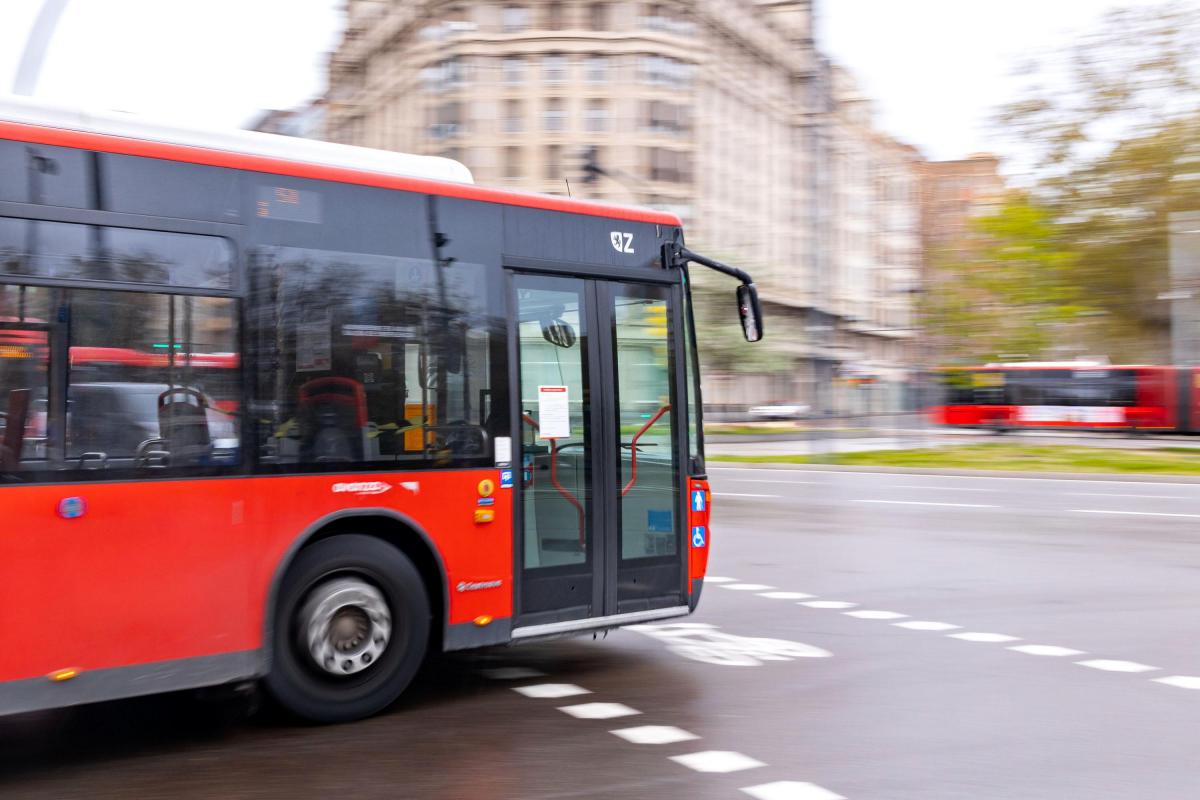 Aubuses urbanos de Zaragoza