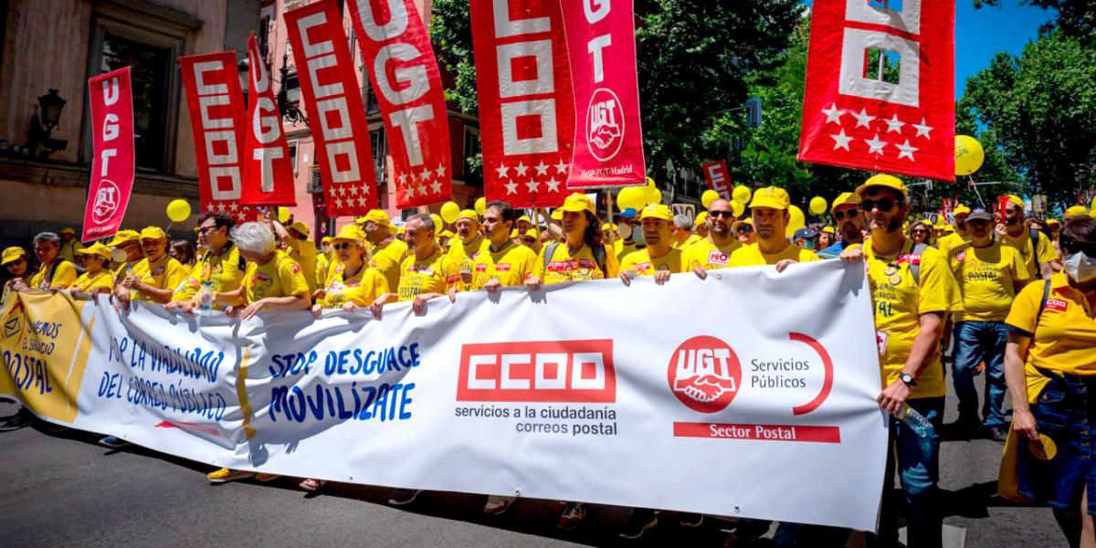 Gran marcha en defensa del Servicio Pblico de Correos