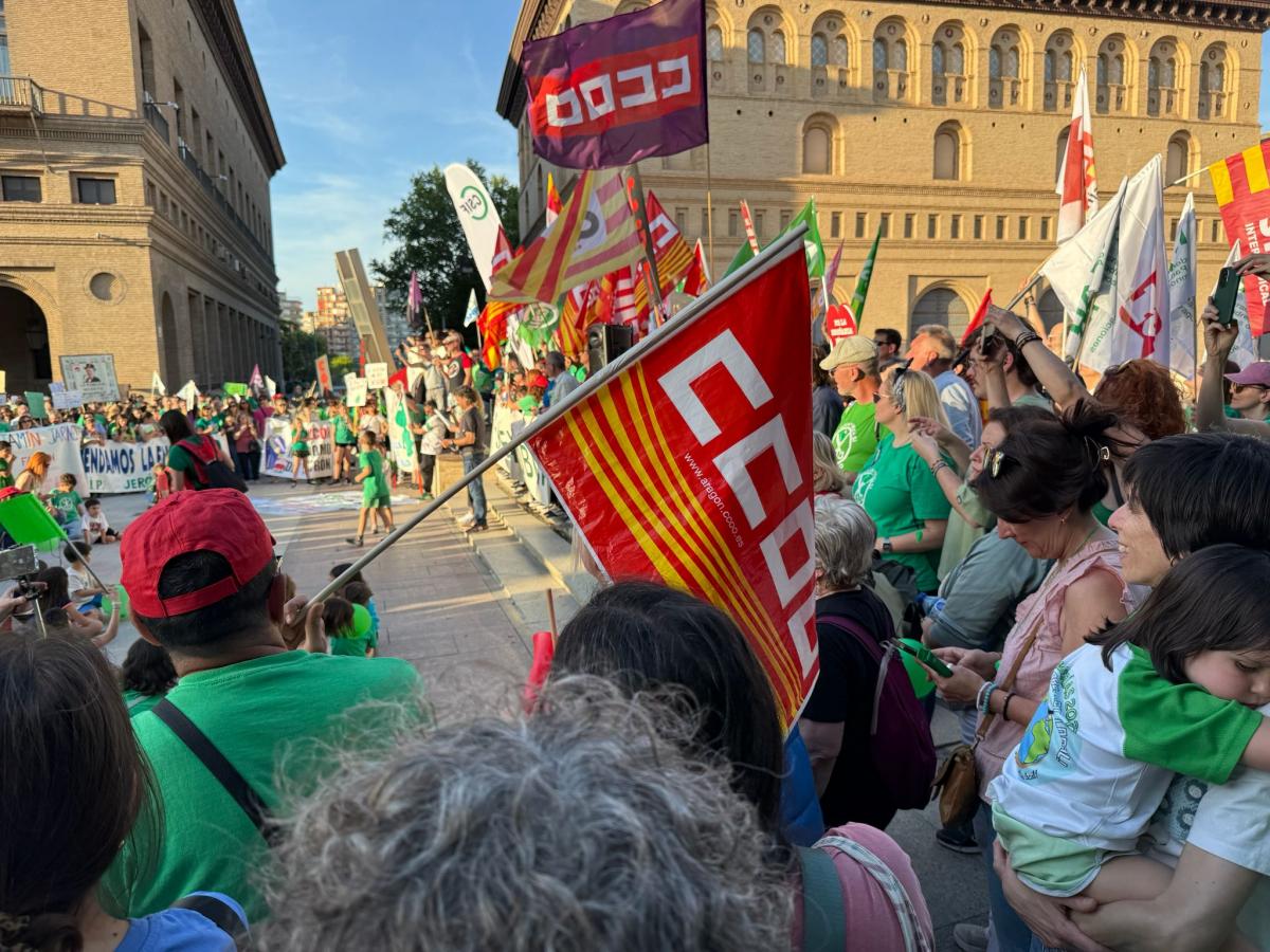 Imágenes manifestación 20M: Escuela Pública en Aragón