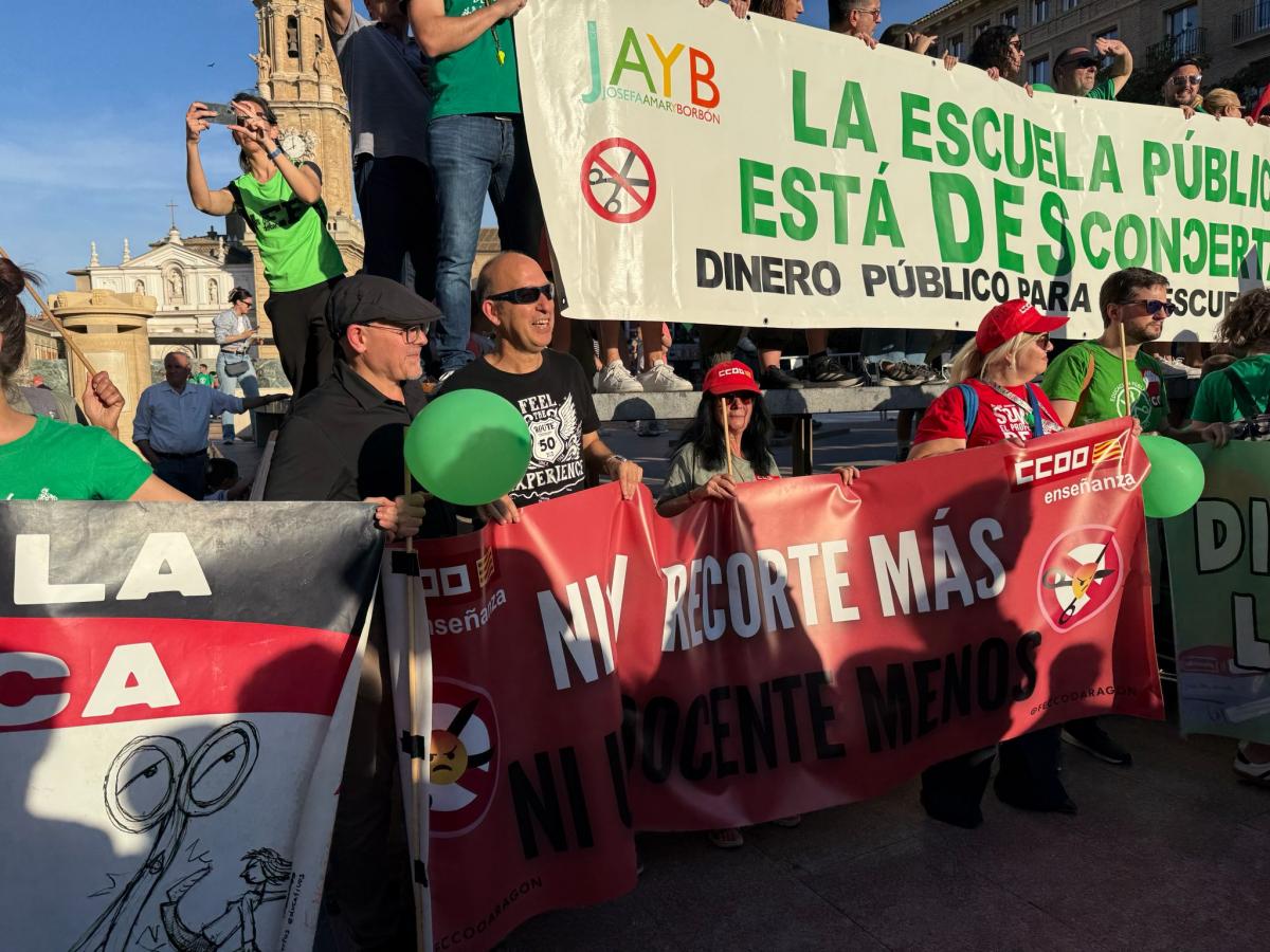 Imágenes manifestación 20M: Escuela Pública en Aragón