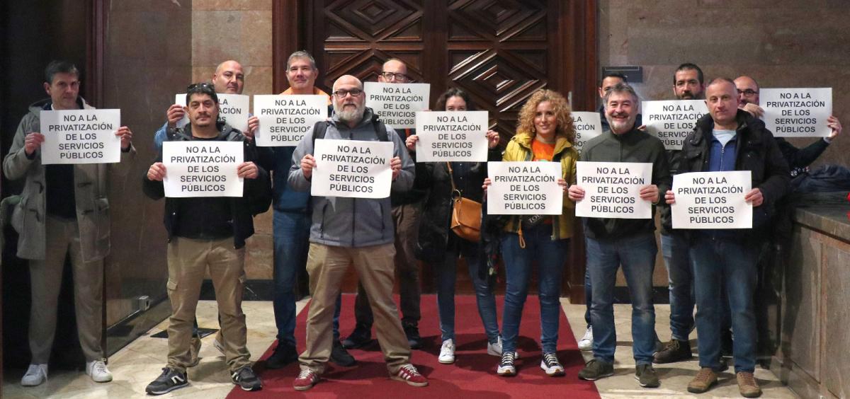 Protesta representacin sindical contra la privatizacin del acceso al Seminario